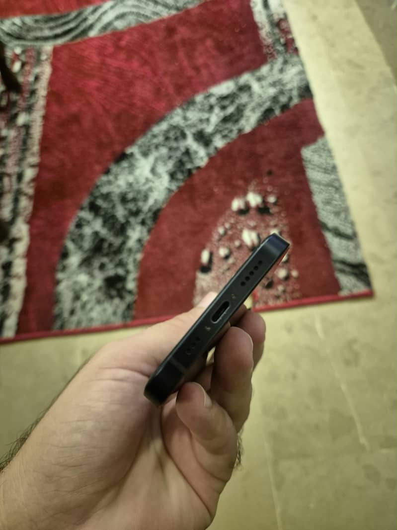 Apple iPhone 12 2