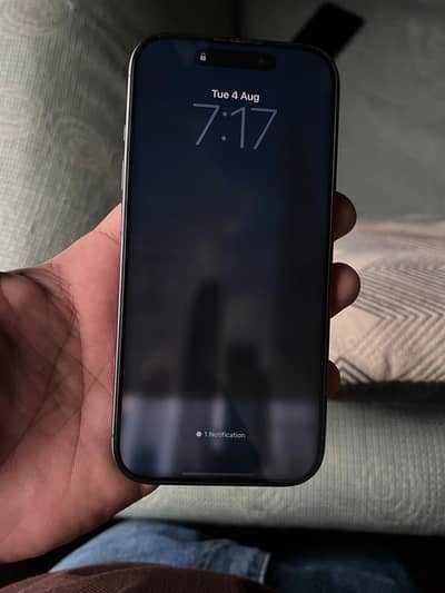 iPhone 17