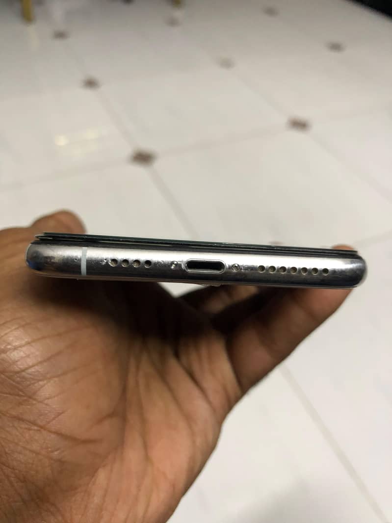 IPhone XS Max 4