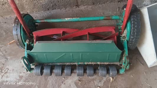 land Rover machine