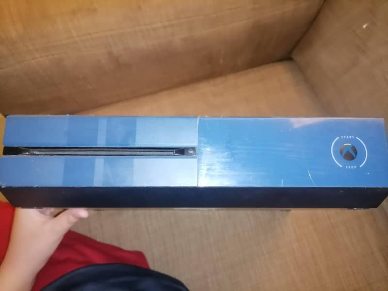 XBOX ONE - READ DESCRIPTION 4