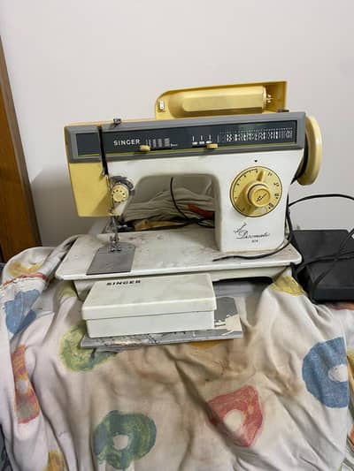 Singer Professional Domestic 974 Sewing Machine with Original Table