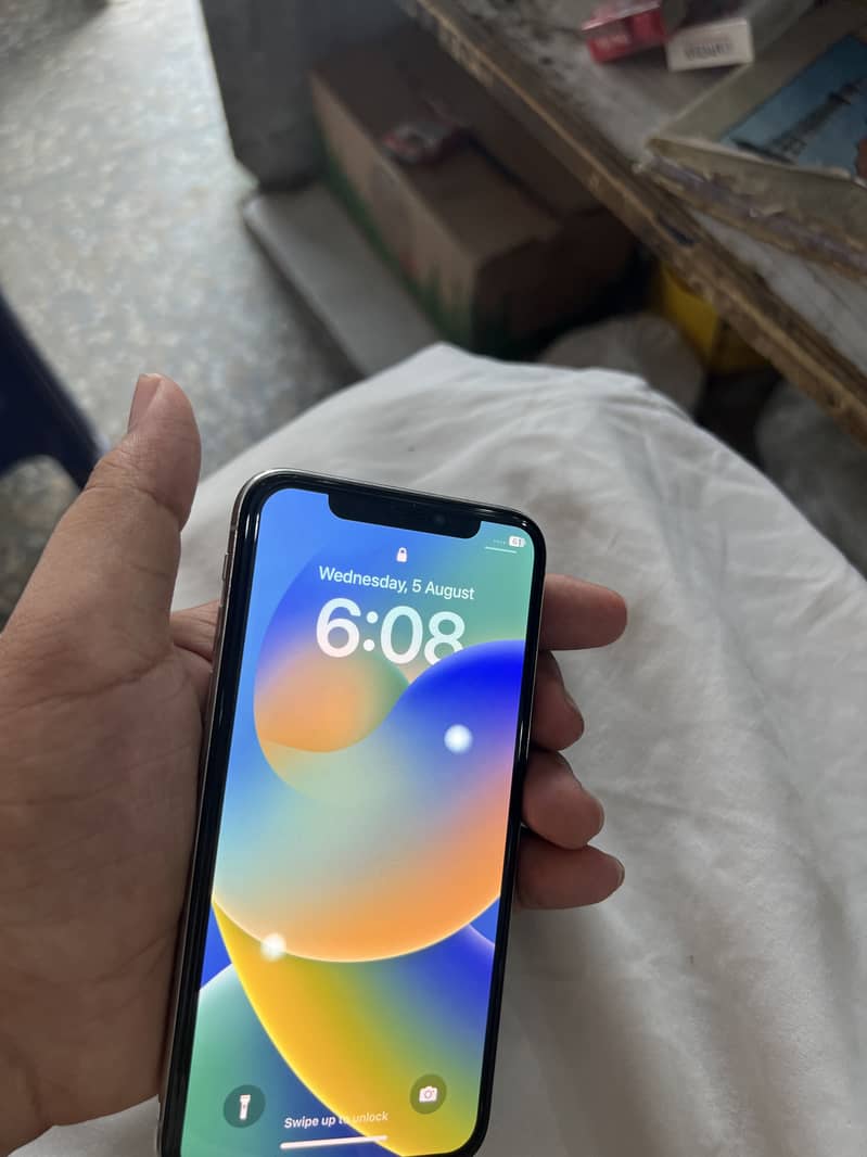 Apple iPhone X 3