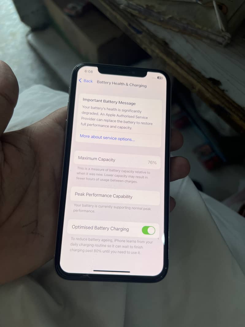 Apple iPhone X 4