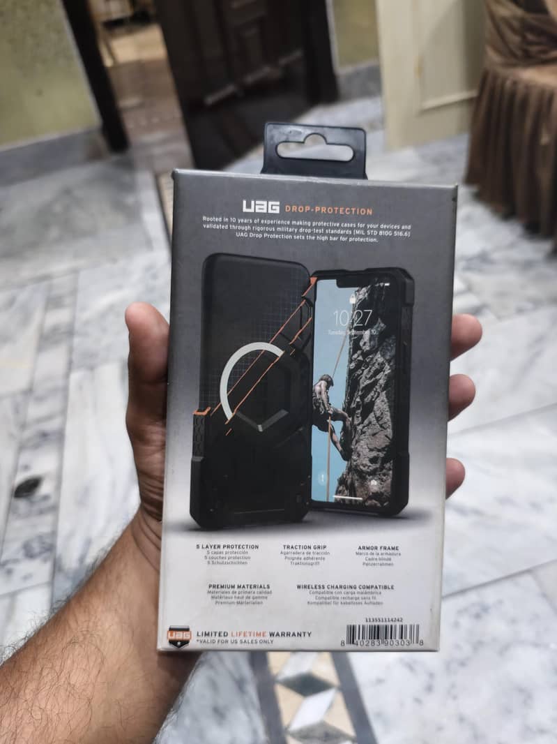 14 pro max uag case 17