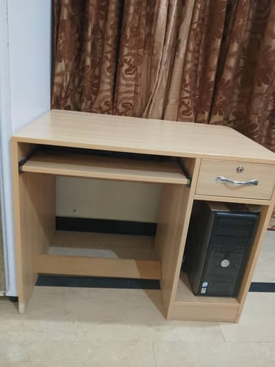 computer table