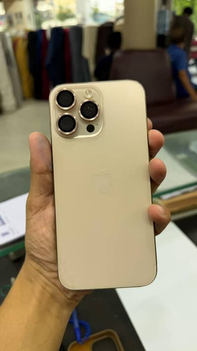 Apple iPhone 16 Pro Max
