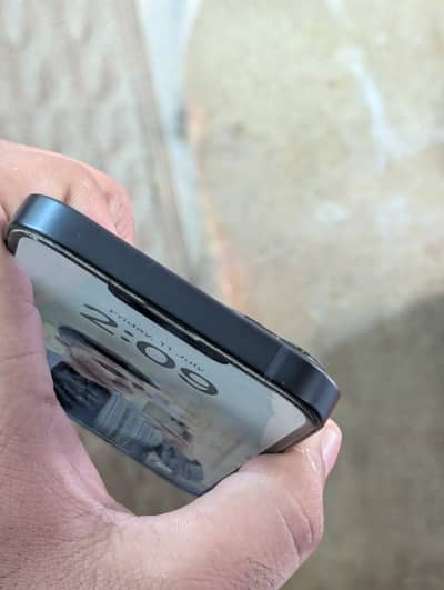 Apple iPhone 13 one hand used