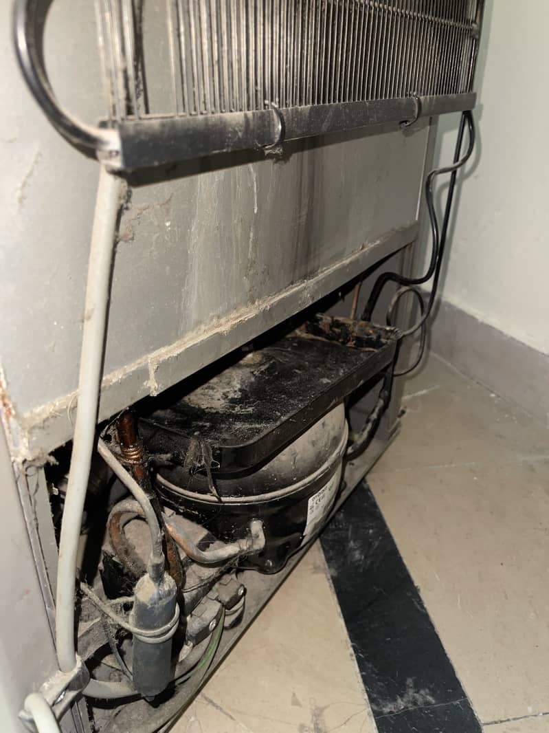 Refrigerator 8