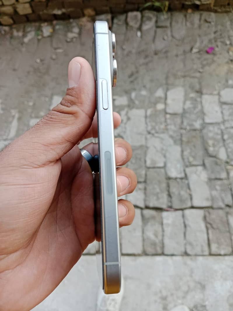 Iphone 15 pro max 2