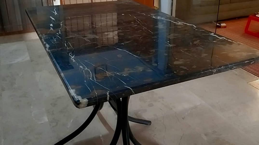 Dining Table with 4 chairs 2