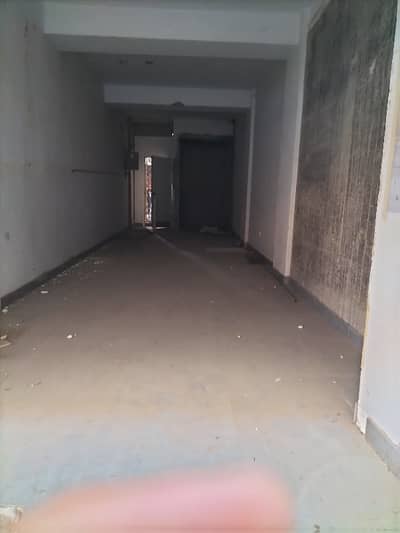 450/450 Sq. Ft Shop Available For Rent