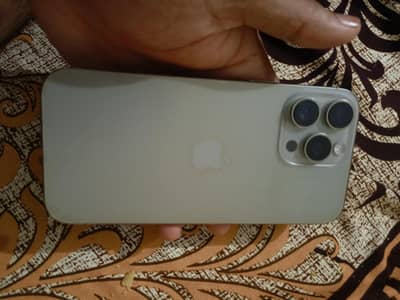 Apple iPhone 16 Pro Max