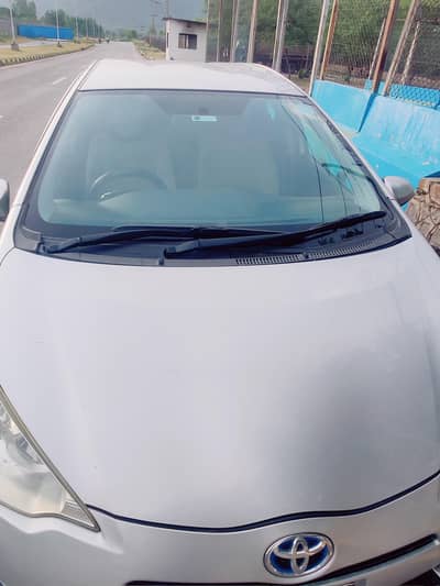 Toyota Aqua 2013