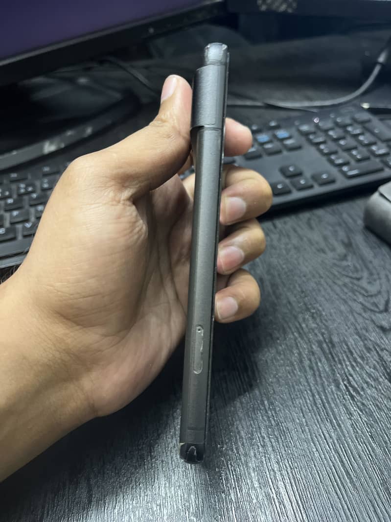 Google Pixel 8 2