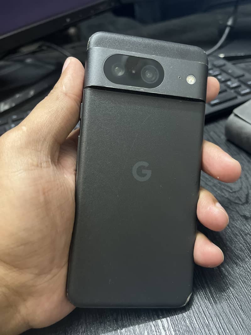 Google Pixel 8 3
