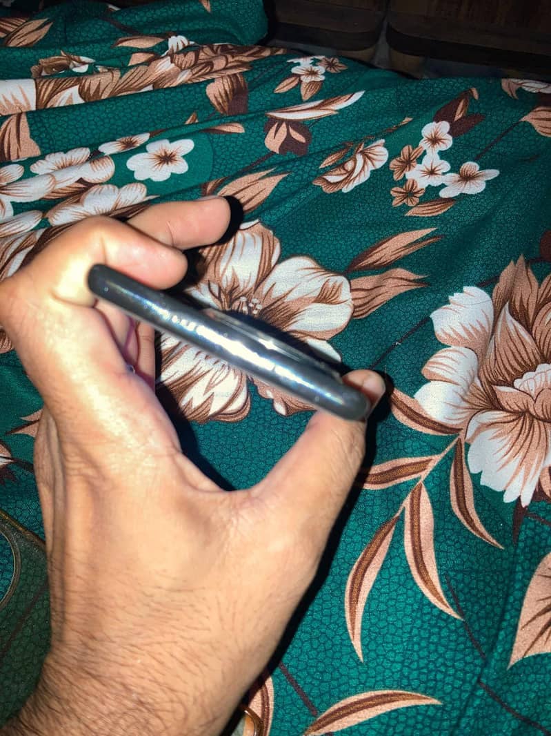 Tecno Spark 20 Pro Plus 3