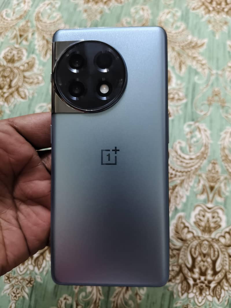 One Plus 11R 5