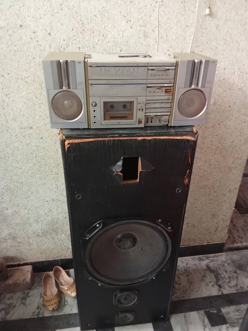 amplifier speaker 0