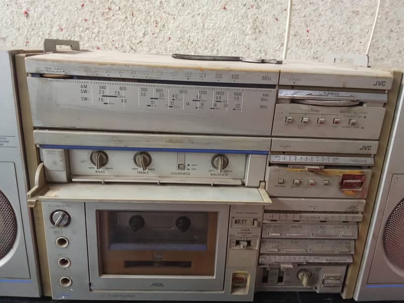 amplifier speaker 5