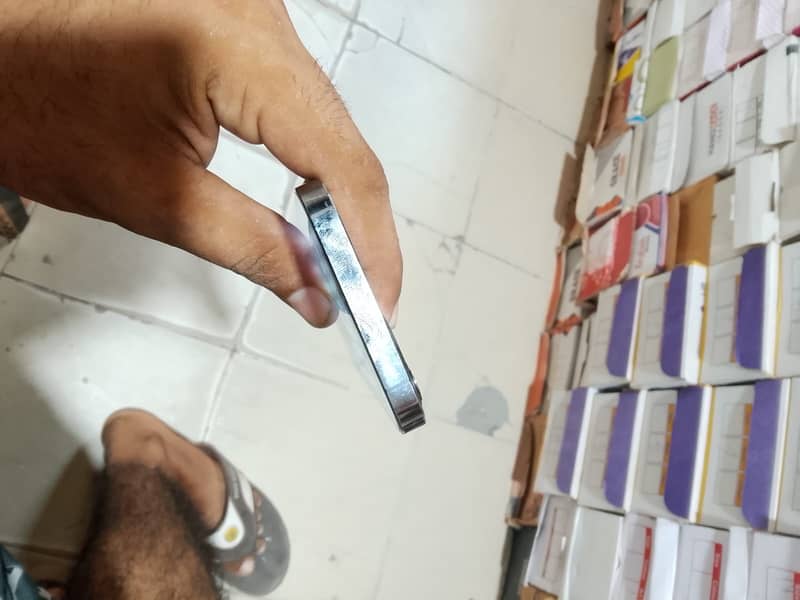 Apple iPhone 12 Pro 4