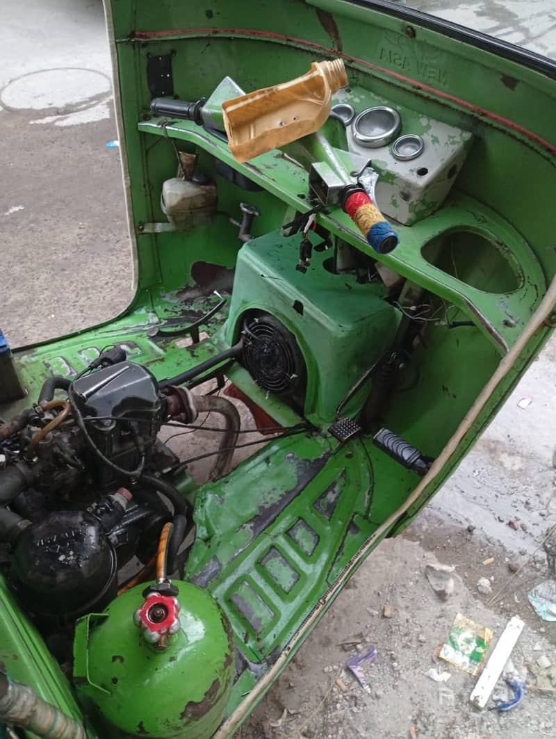 auto rickshaw 1
