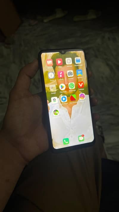 Vivo Y11