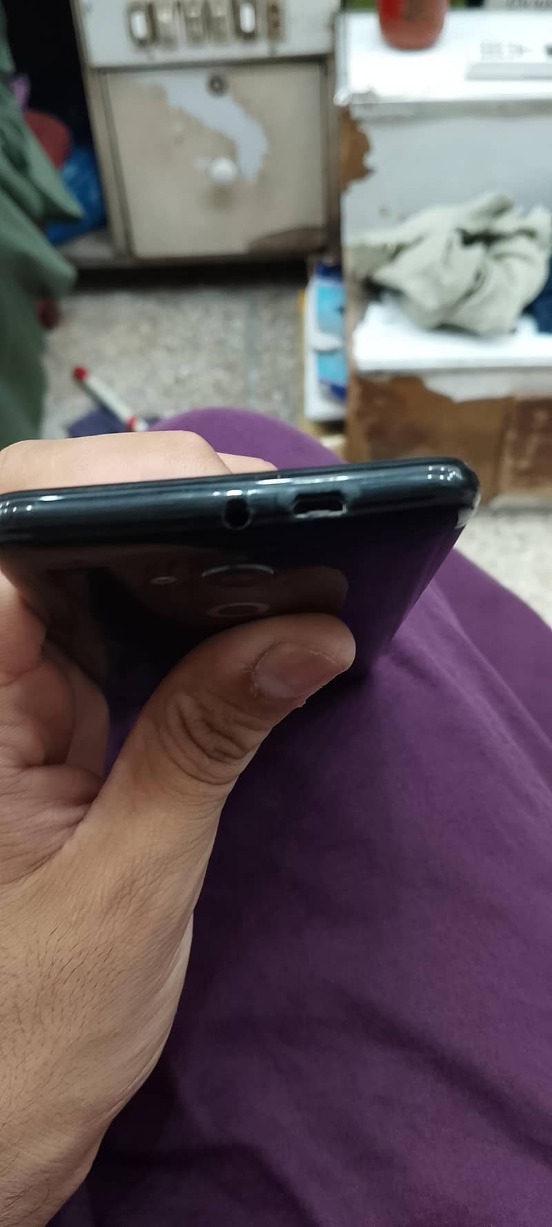 QMobile QInfinity 4