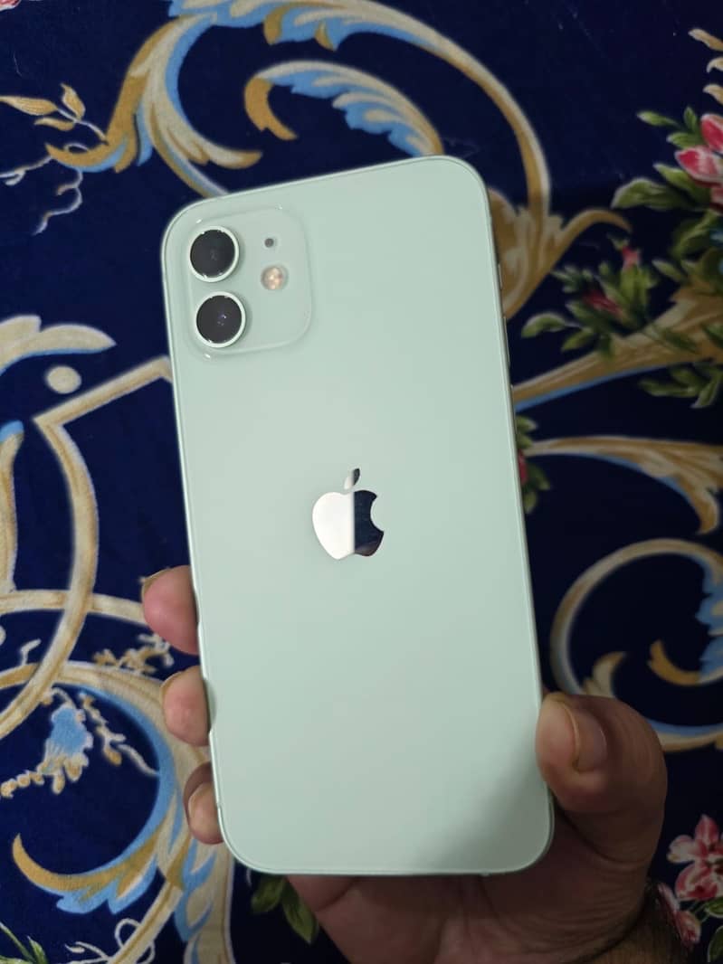 Apple iPhone 12 5
