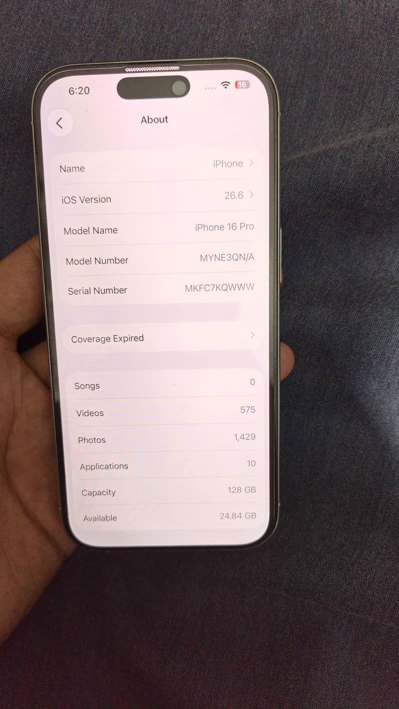 Apple iPhone 16 Pro 3