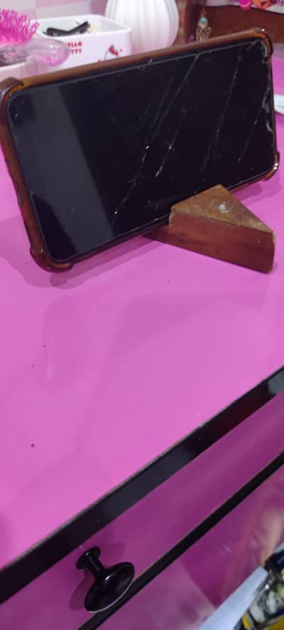 very nice phone stand