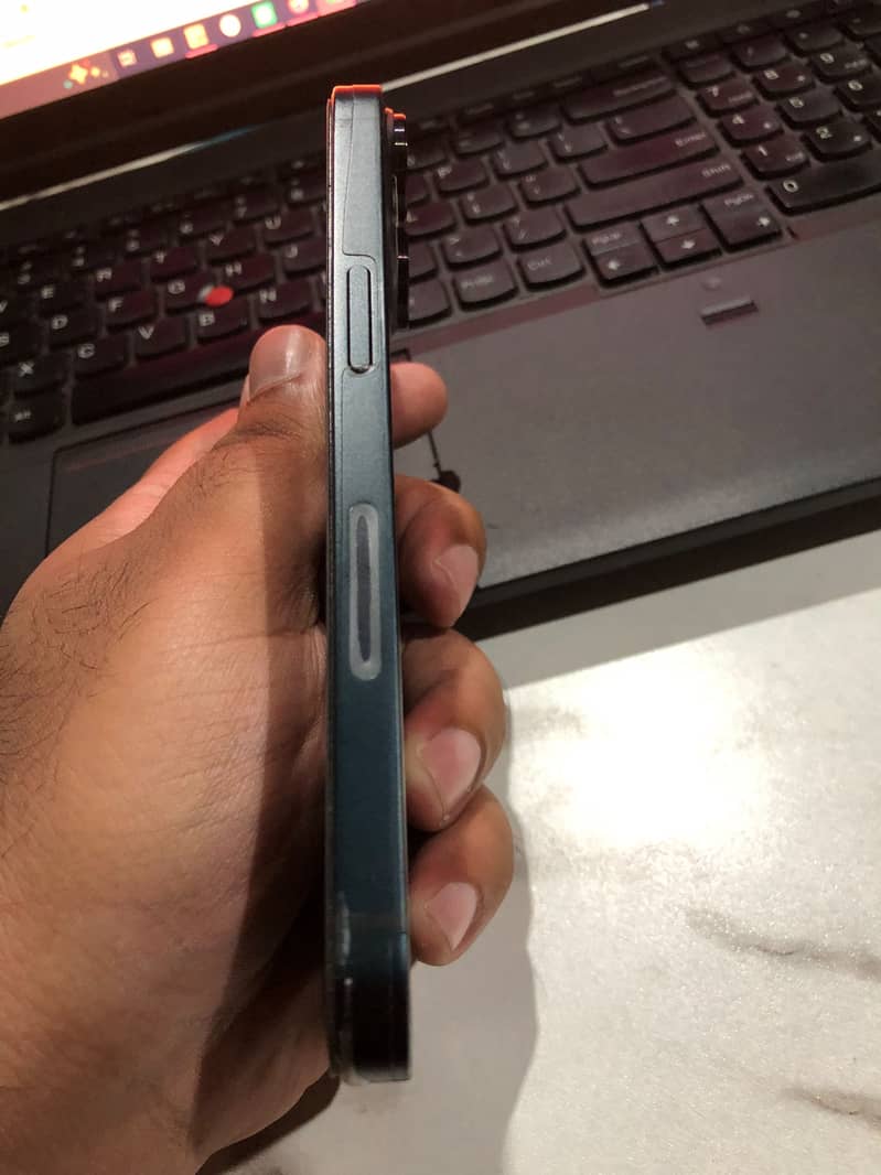 Apple iPhone 14 1