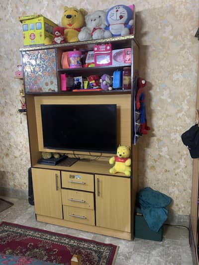 2 Single bed with dressing and LED console