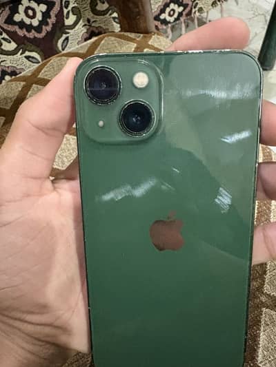Apple iPhone 13