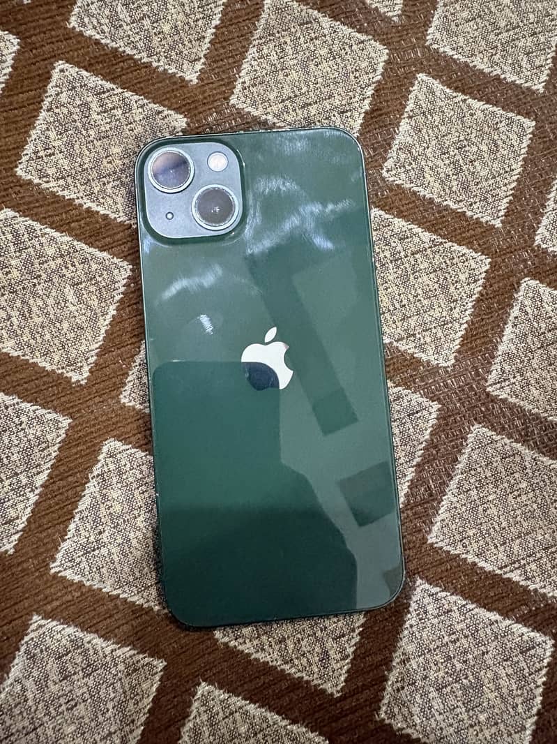 Apple iPhone 13 9