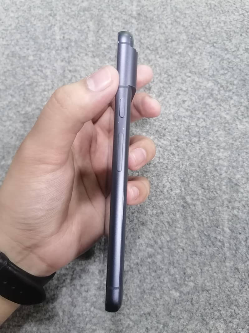 Google Pixel 8 5