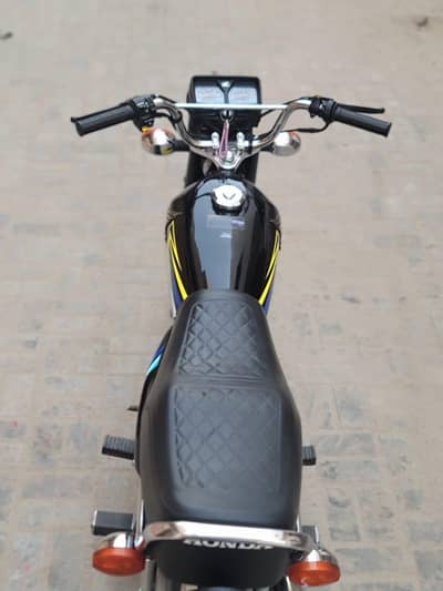 Honda CG 125 Black Colour