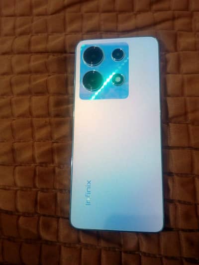 Infinix Note 30