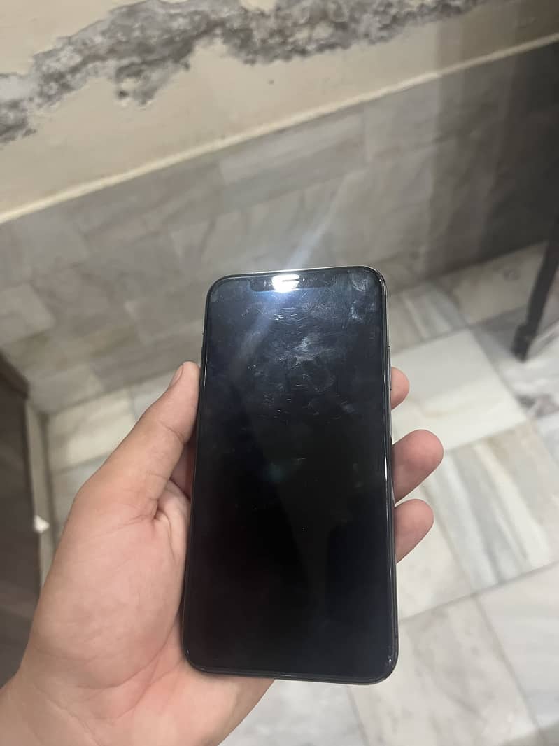 Apple iPhone X 0