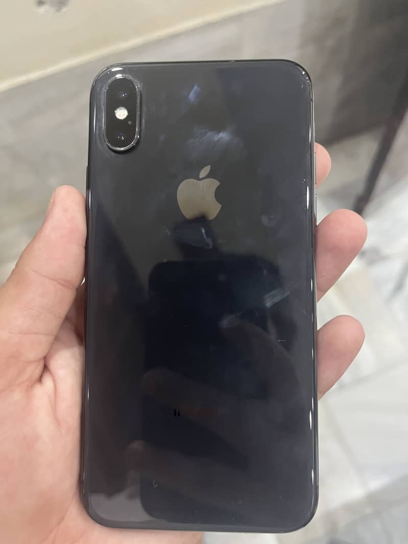 Apple iPhone X 3