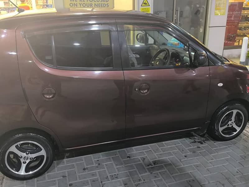 Nissan Moco 2010/14 3