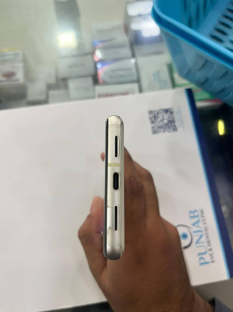Google Pixel 7 2