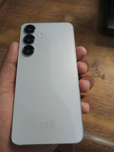Samsung Mobile S25