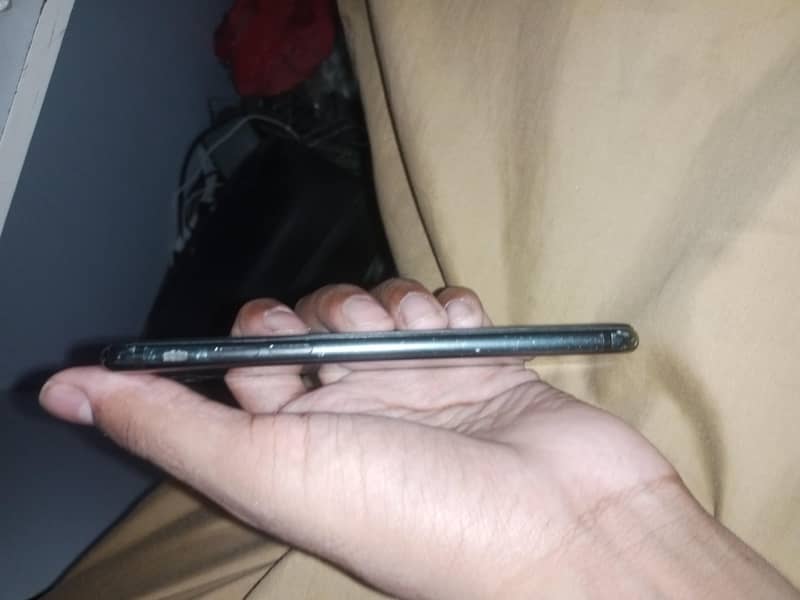 Apple iPhone 7 1