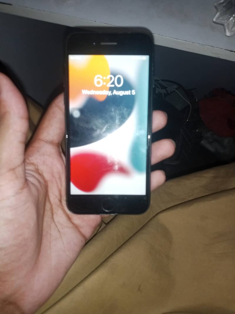 Apple iPhone 7 6