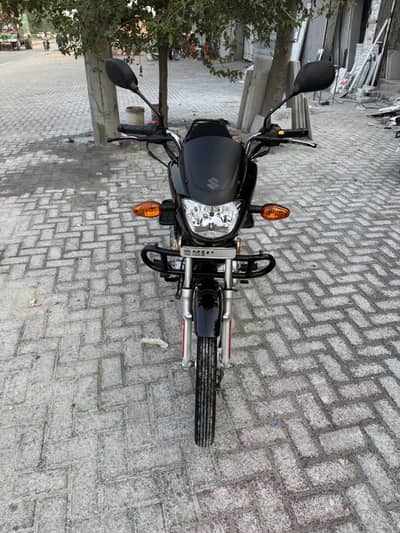 Selling brand new condition totally genuine Suzuki gd 110s 2022/2023