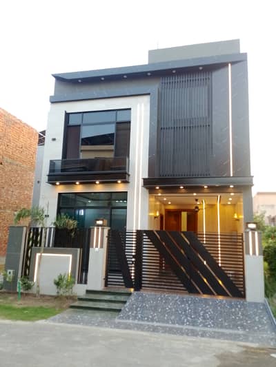 Corner - 5 Marla beautiful Front elevation House For Sale in Palm City Lahore