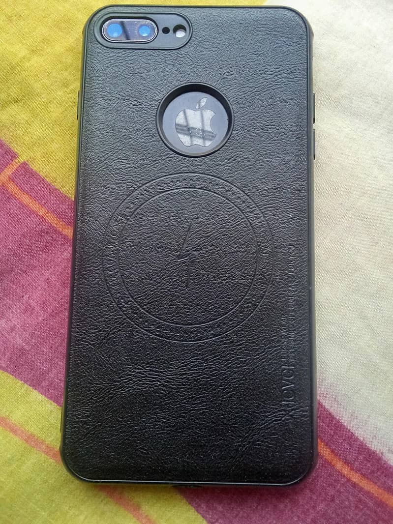 Apple iPhone 7 Plus 2
