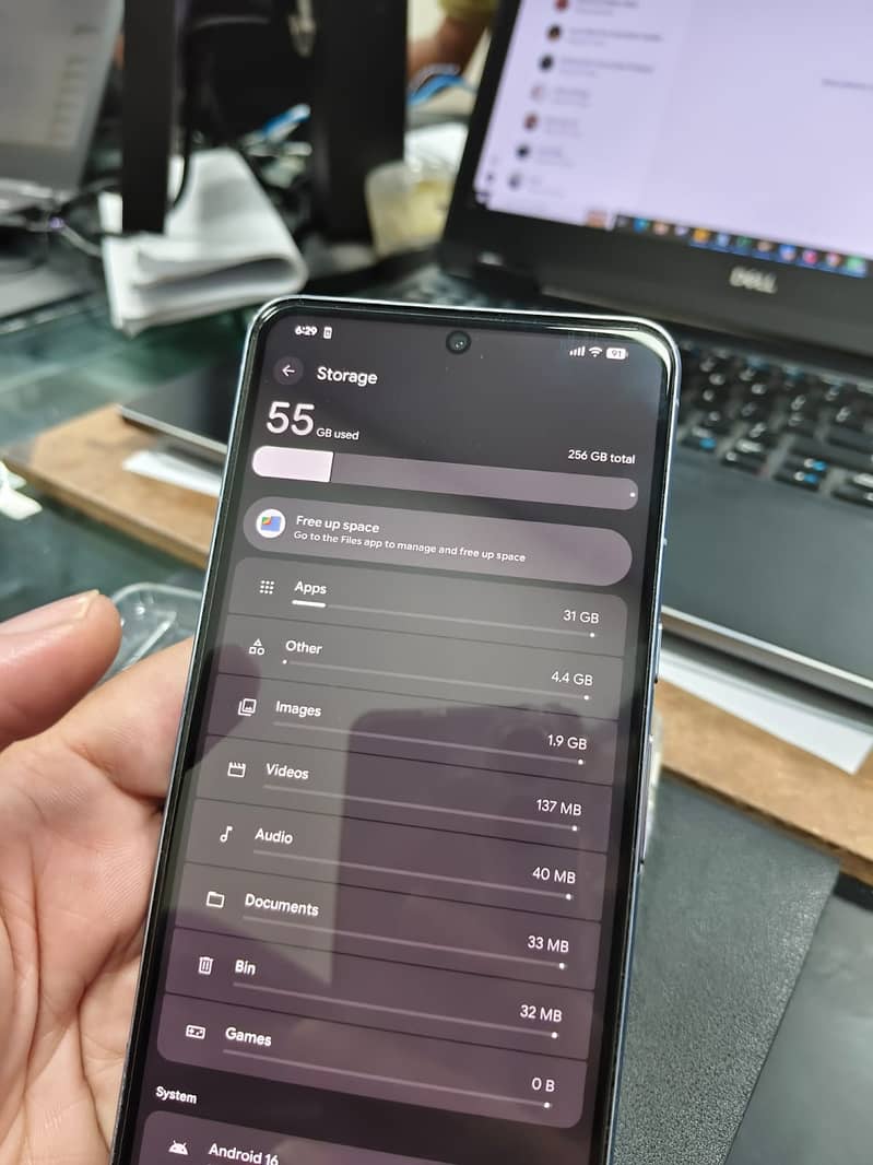 Google Pixel 8 Pro 4