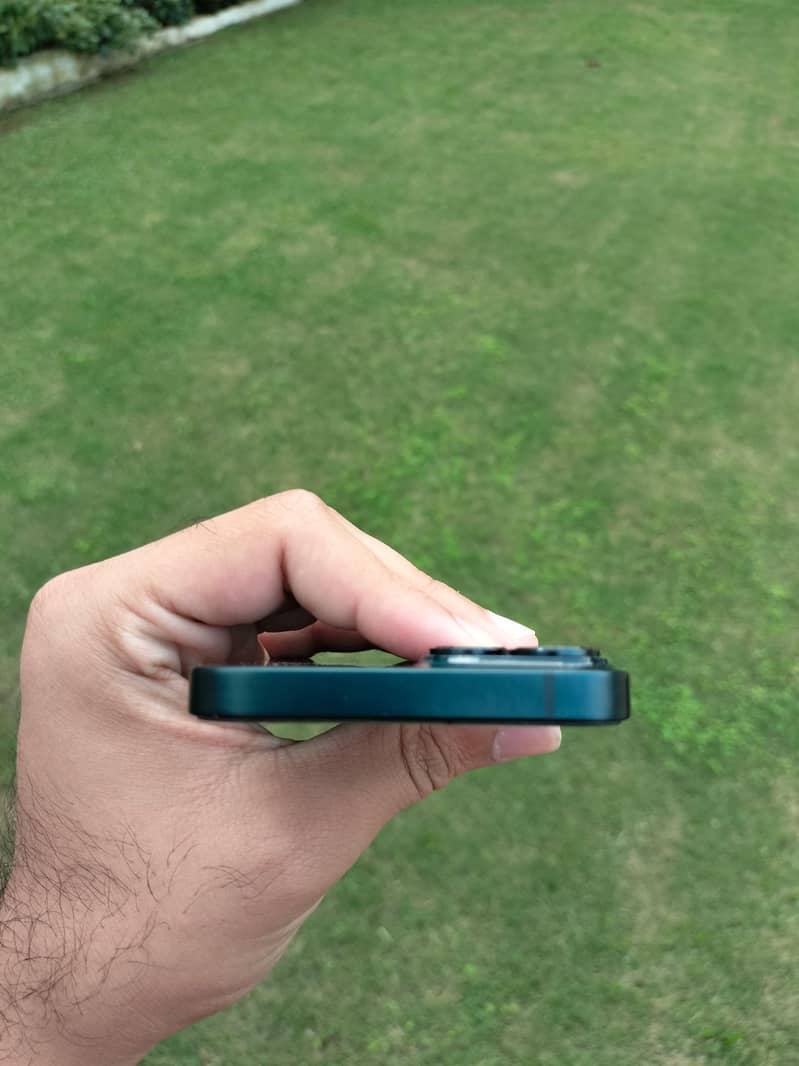 Apple iPhone 14 1
